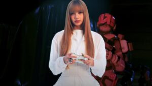Lisa, do Blackpink, é anunciada como embaixadora global da PlayStation